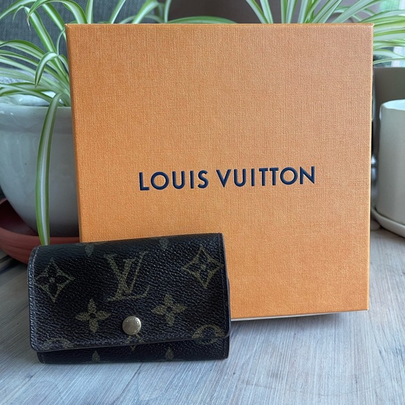 Louis Vuitton Monogram Large Keyholder Wallet